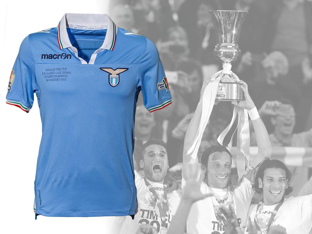26 maggio 2013, la Lazio consegna alla storia la maglia e la coppa del derby della vita.