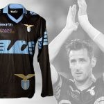 Il “Lazio Museum” espone all’Olimpico le maglie di Klose prima di Lazio-Bayern