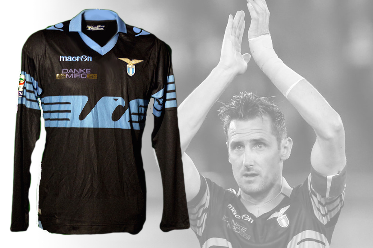 Il “Lazio Museum” espone all’Olimpico le maglie di Klose prima di Lazio-Bayern