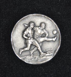 1974, medaglia “Zecca del Tesoro, scudetto Lazio”, fronte