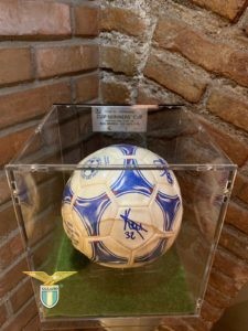 Pallone Finale Coppa delle Coppe ’99, BIRMINGHAM